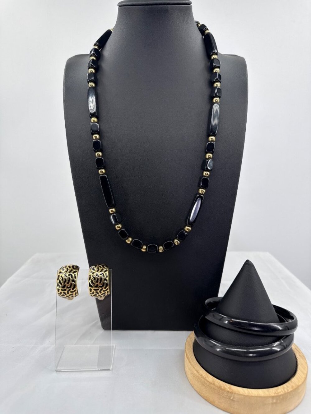 Vtg 80s Trifari Black Lucite Gold Bead Necklace and Earring Bangle Set Whimsigot